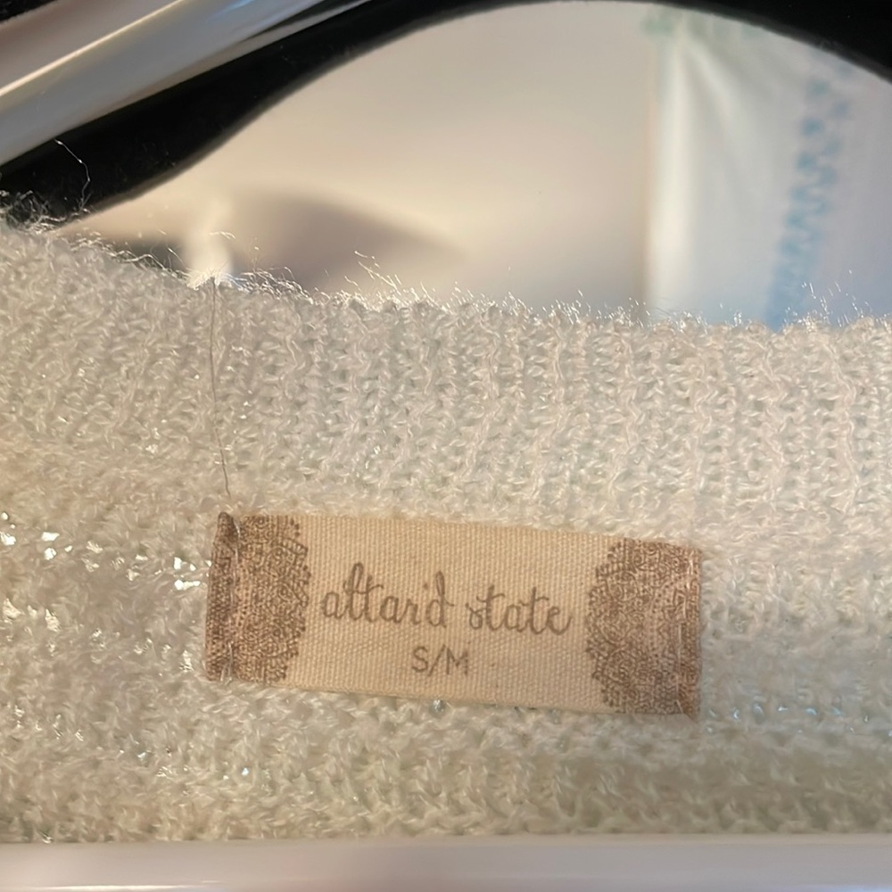 Women’s S/M Altar’d State Cozy off white sweater